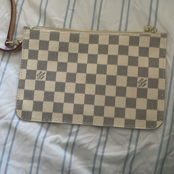 Louis Vuitton Damier Azur Beige Neverfull MM Pochette wristlet - Picture 4 of 8